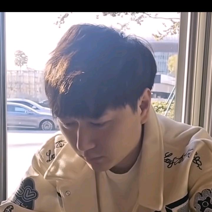 小小小酷哥、