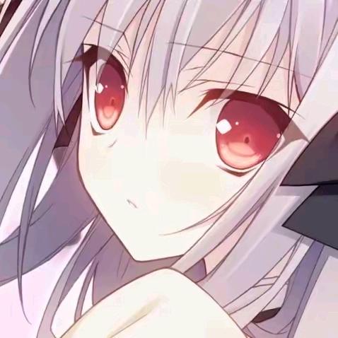 桜小路ルナ