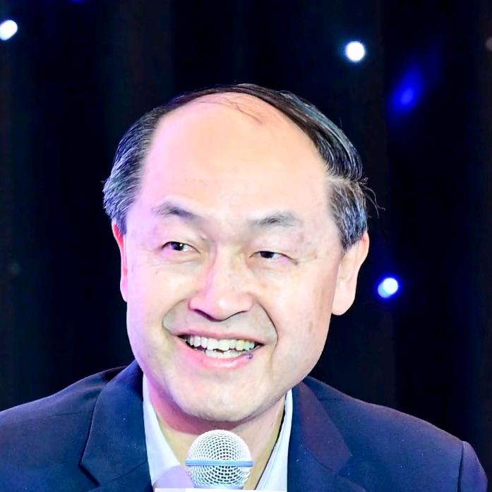 施秉银
