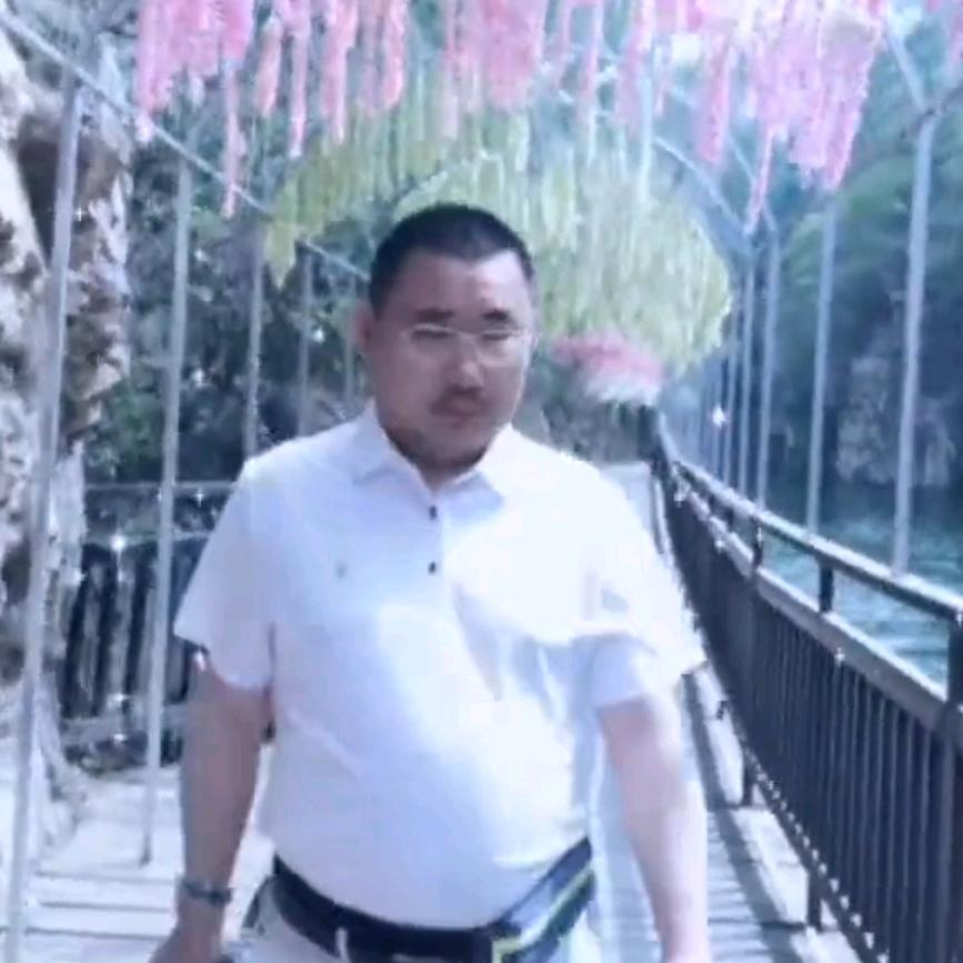 吴先生