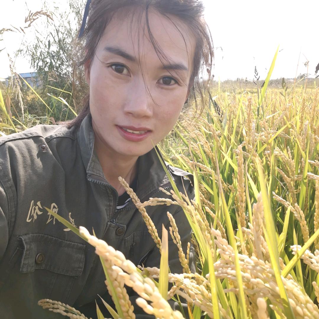 东北迷彩小丽丽