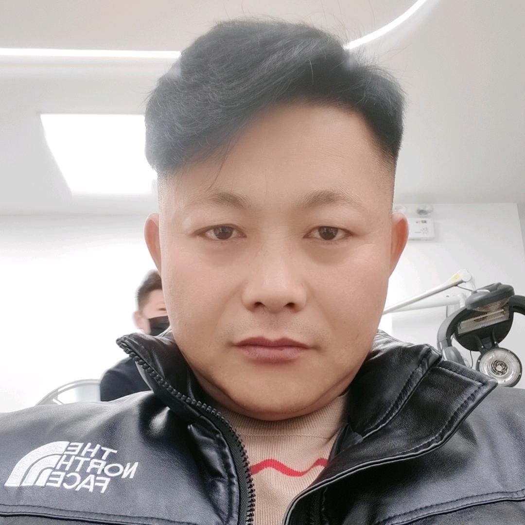 东岳驾校刘教练