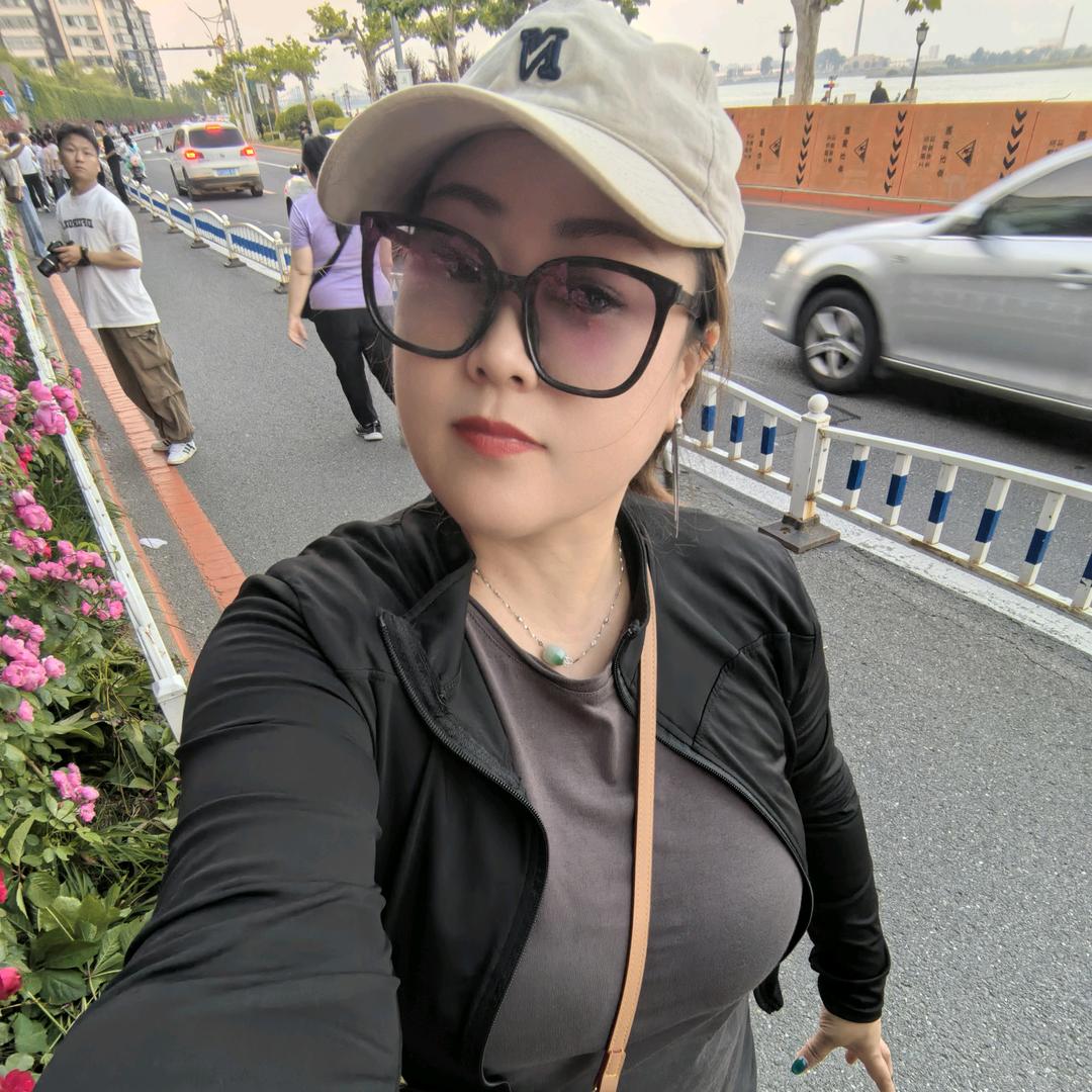 余生快快乐乐