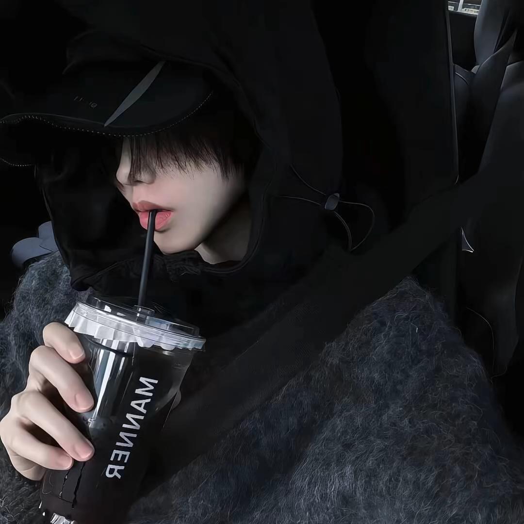 ＠ 睿 🐾（预约战神）