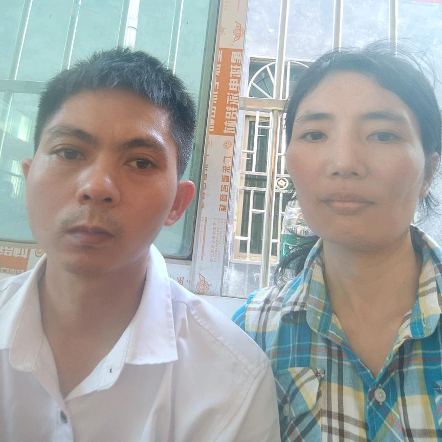 黄连英