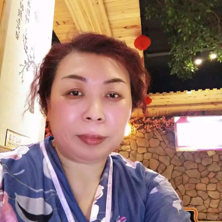 史月红