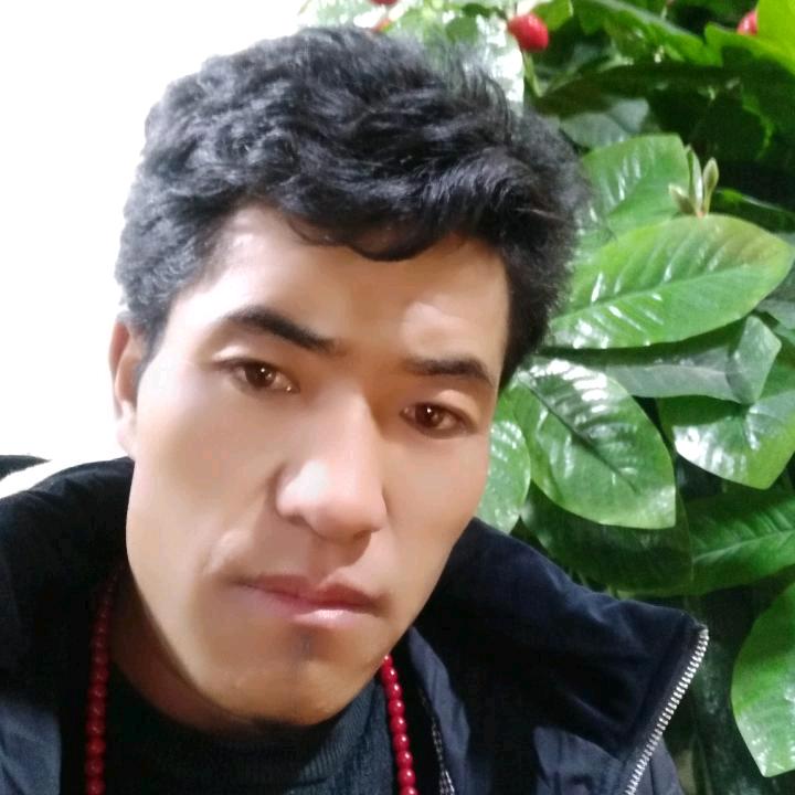 拉加