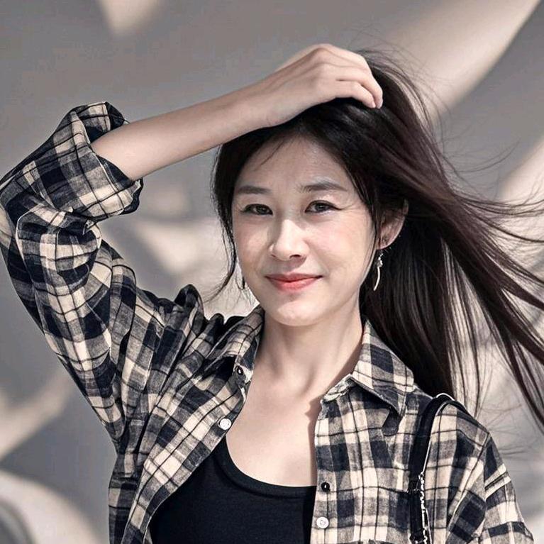 @形雅质韵🦂(拒绝私聊)