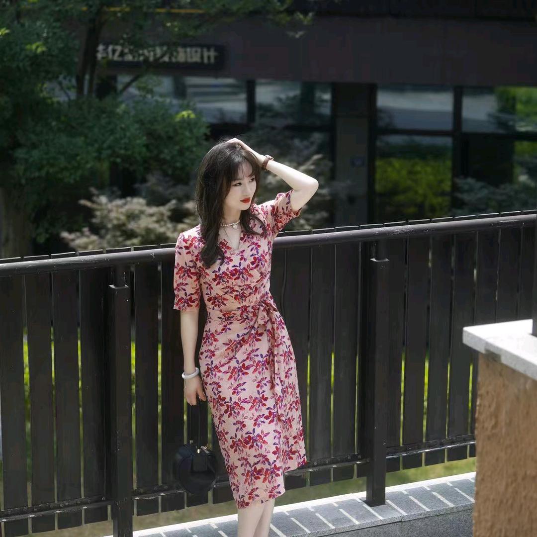 小薇真丝皮草工厂店