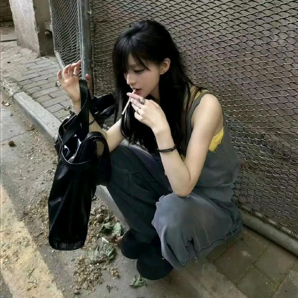 么凹猫.