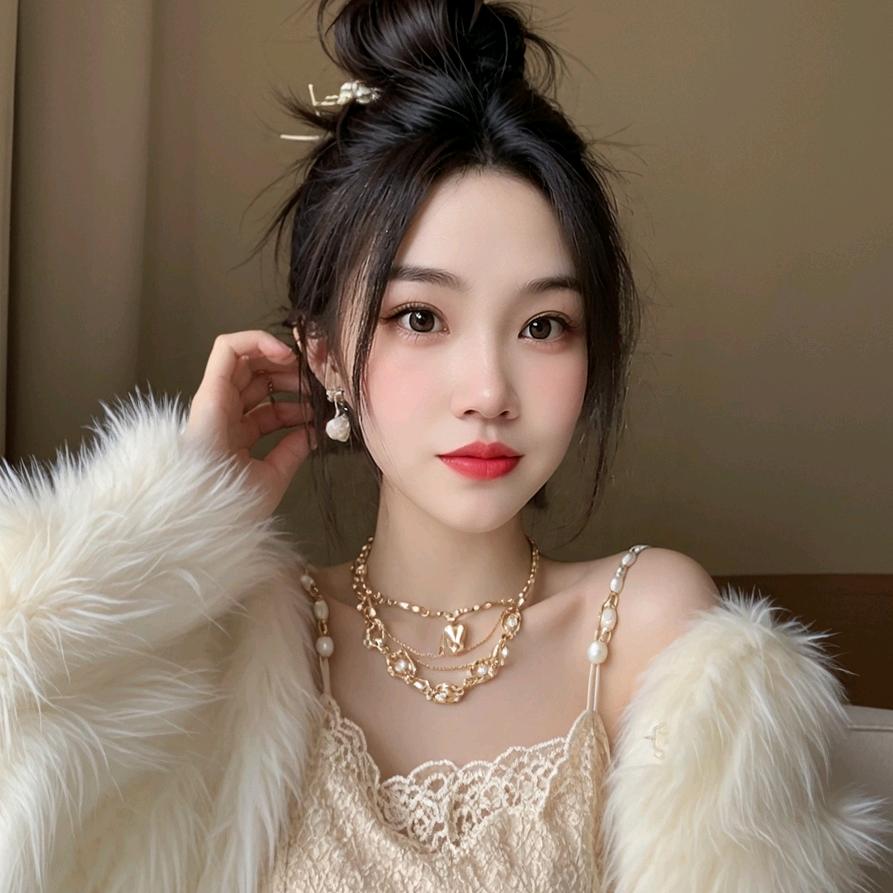 珊珊来了。