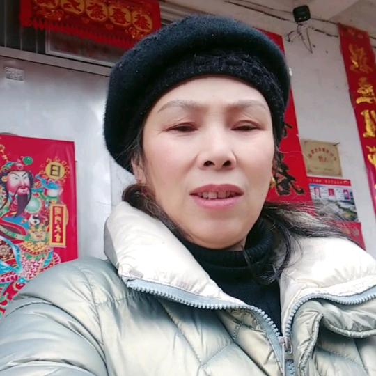 花海(每天晚上19：10直播）