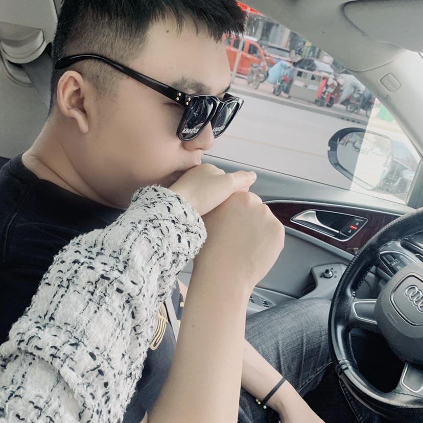 流水不争先.争滔滔不绝。
