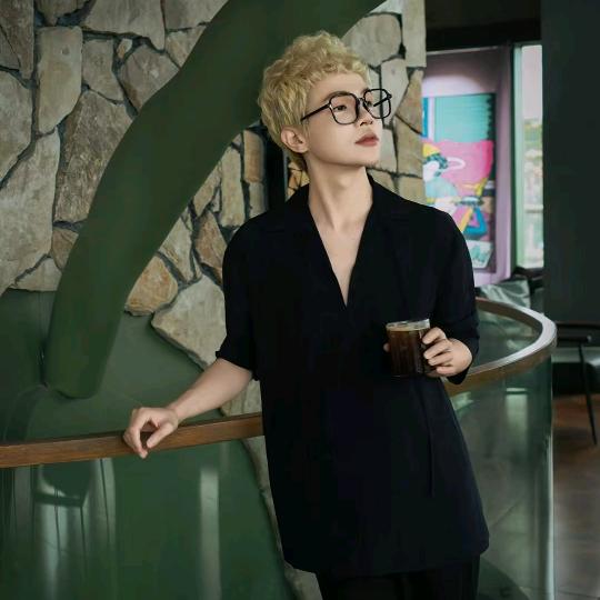 QIAOLA乔拉~直播精选