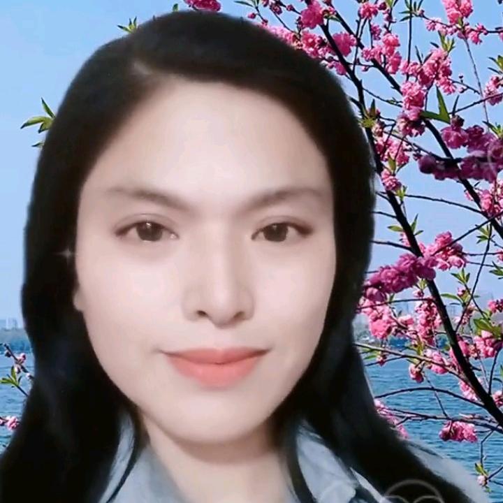 倩莲爱唱歌