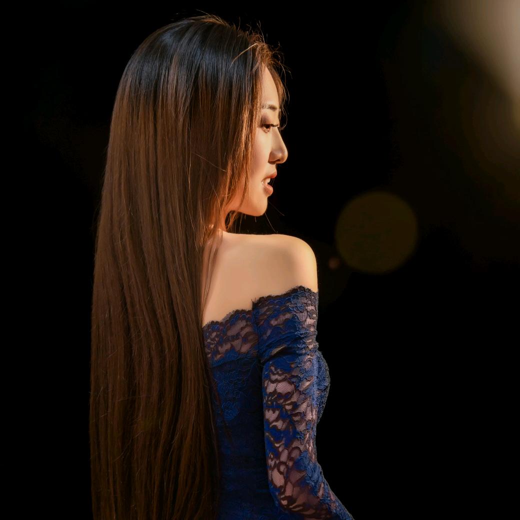 编歌红妹