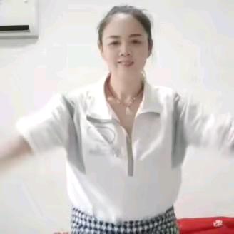 阳光姐姐🍓🌹