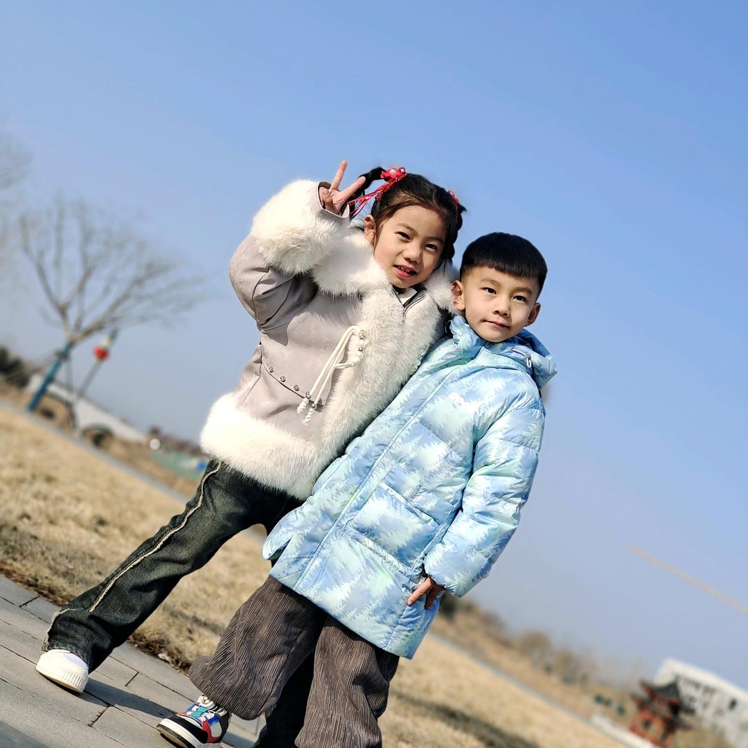 @@小小张呀ฅ^._.^ฅ