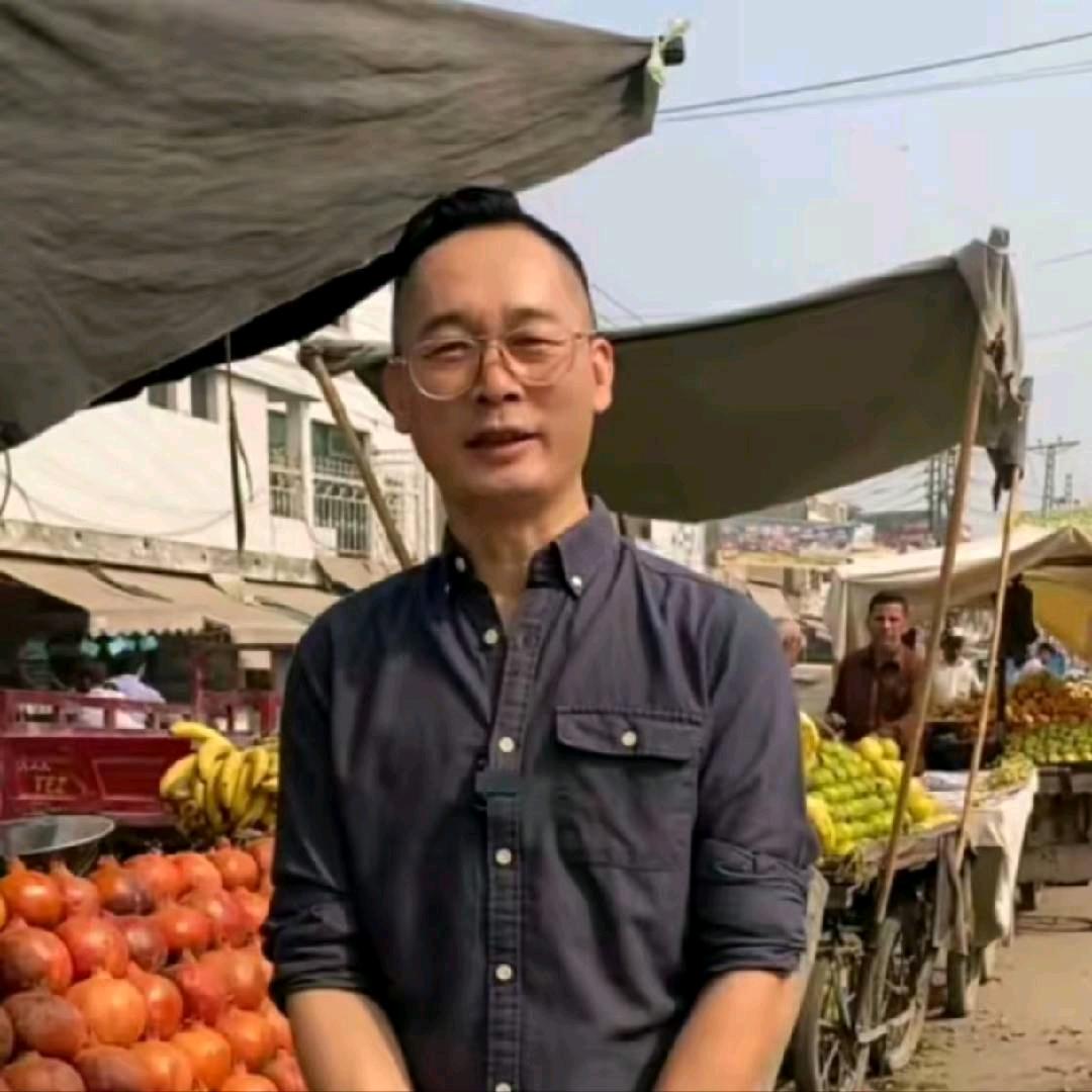 皮衣哥故事汇