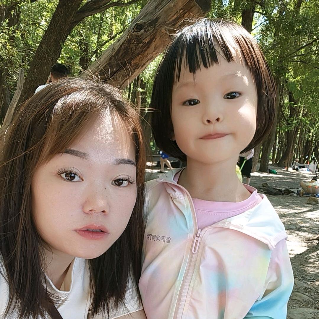 努力做保洁的小叶(橱窗有好物)