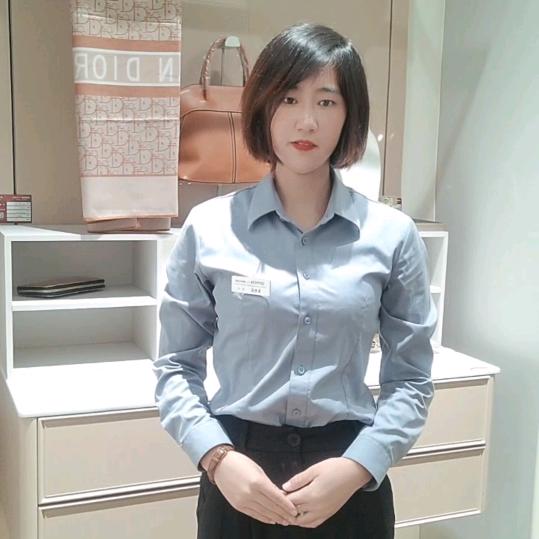 文登做装修的小钕子