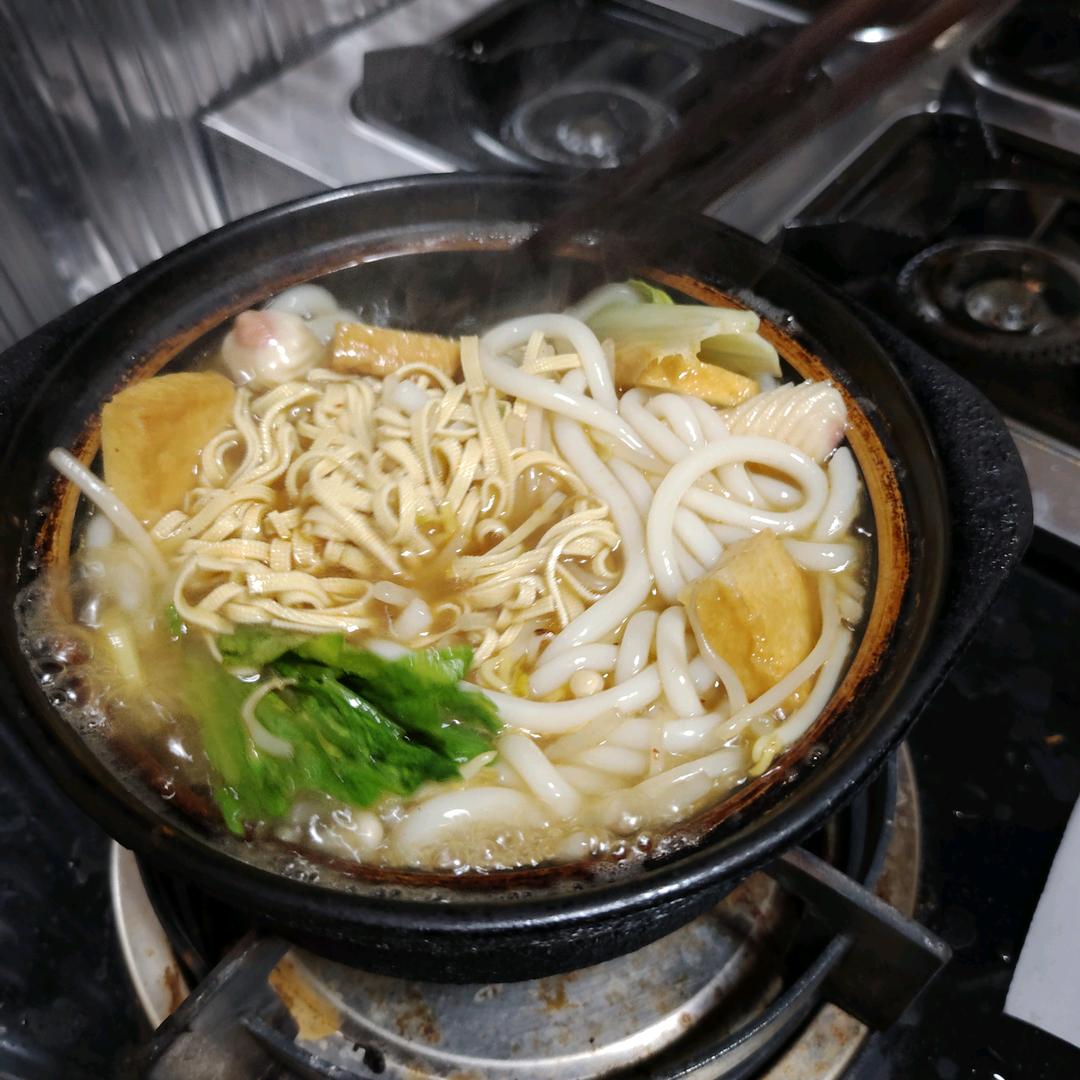 云南过桥米线乐购店总部