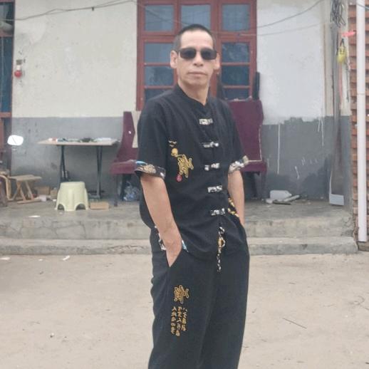 真情文艺爱号，直播间