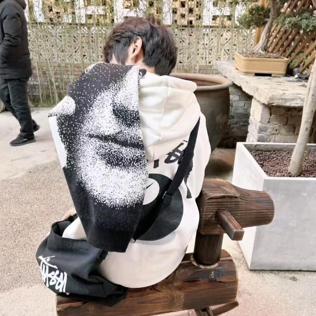 丽城的李星星头像