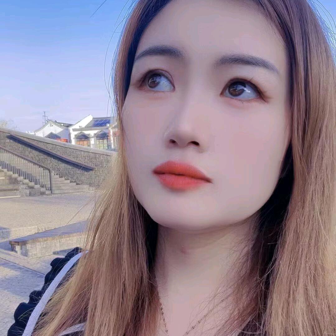 柒月