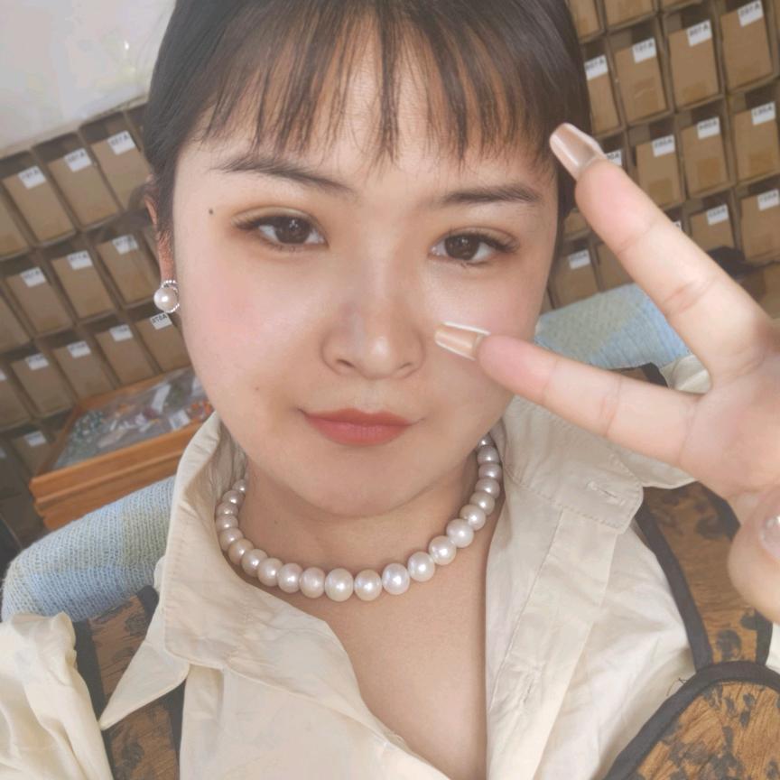 小卜u（红娘）