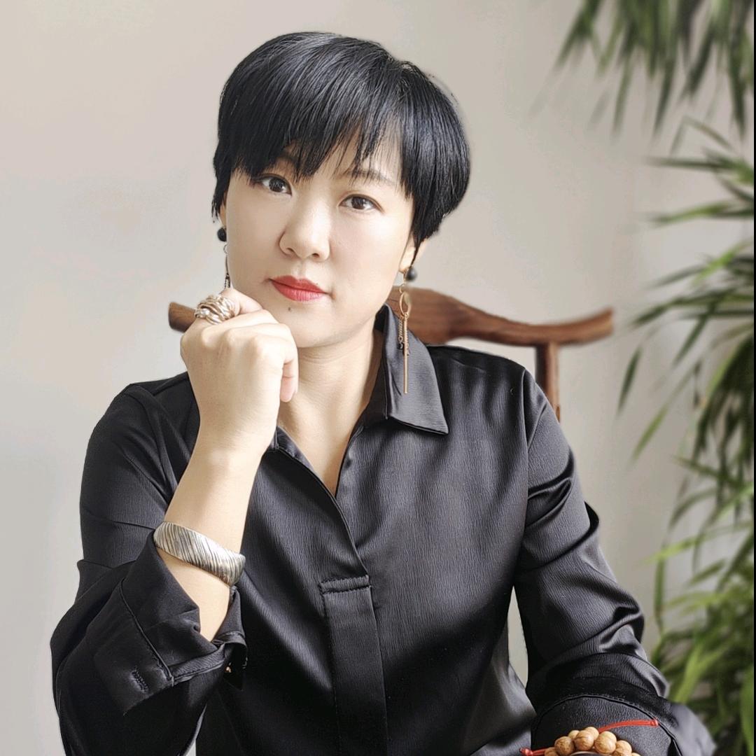 天津设计师王堇华