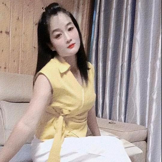 苦中作乐的女人。