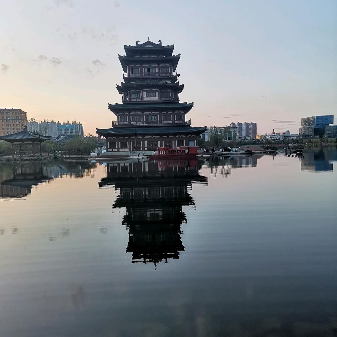 沙耶加一江春水