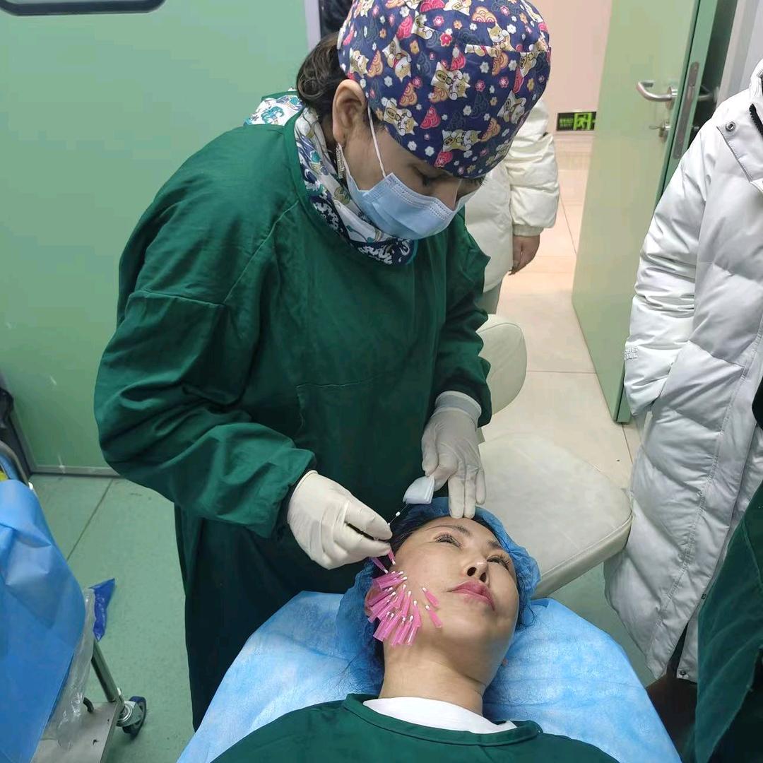 曼凯莲魏老师与再生医学