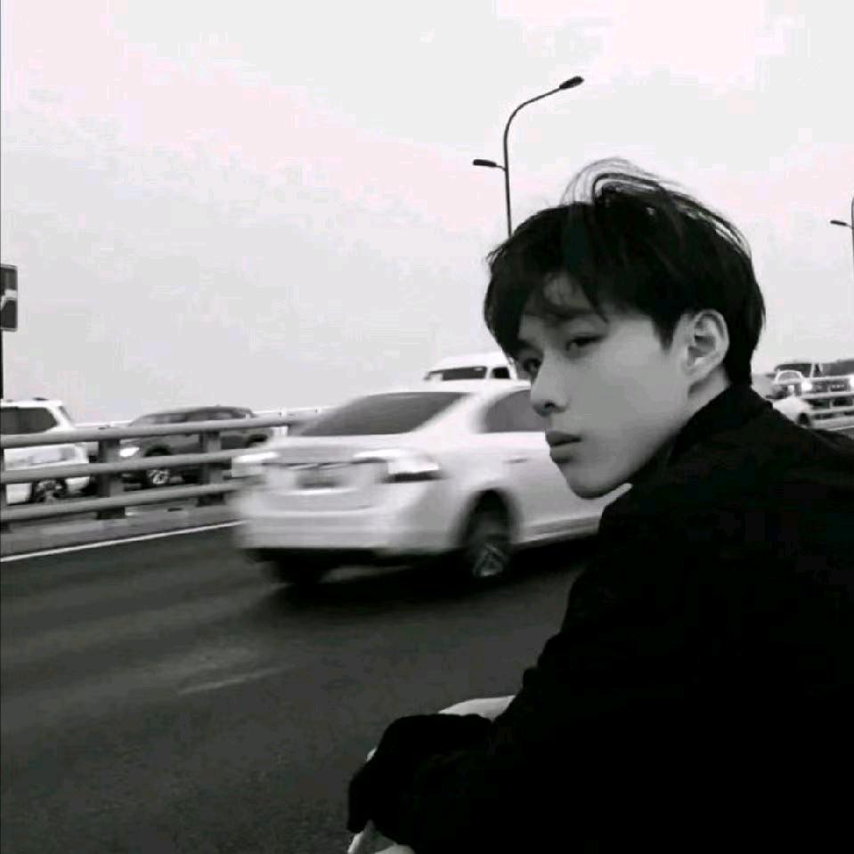 白云苍狗乌托邦🍃