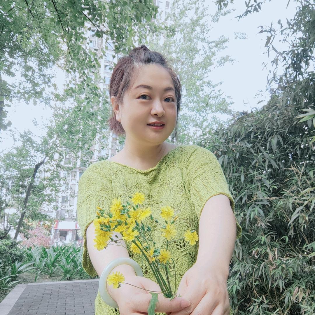 初见的毛线团