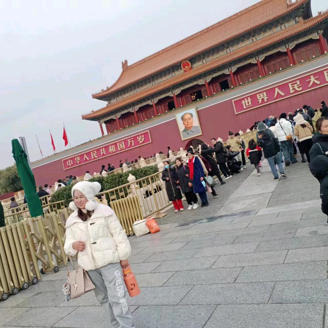 芳芳，鄱阳油墩街