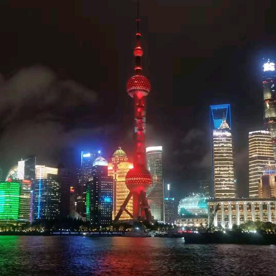 艳红