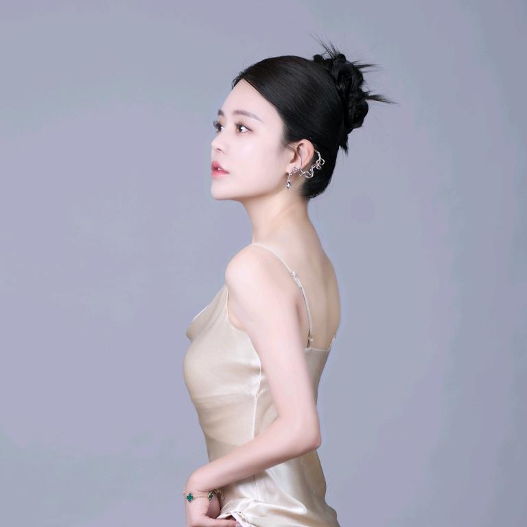 骆骆大方