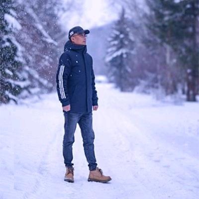 满洲里市旷野旅行社有限责任公司