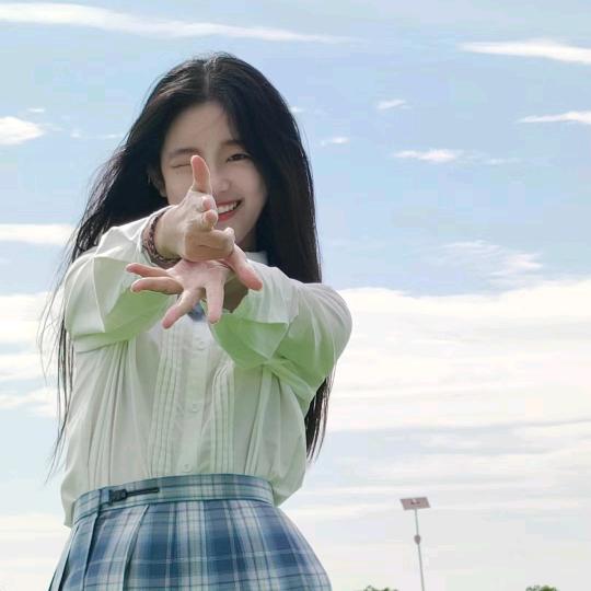 天气很美，我也是