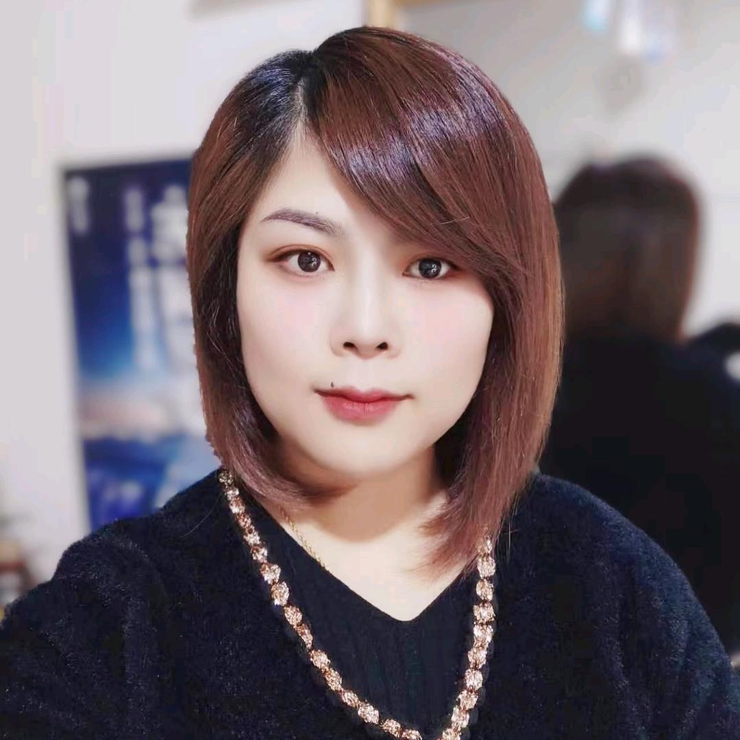 英子💞