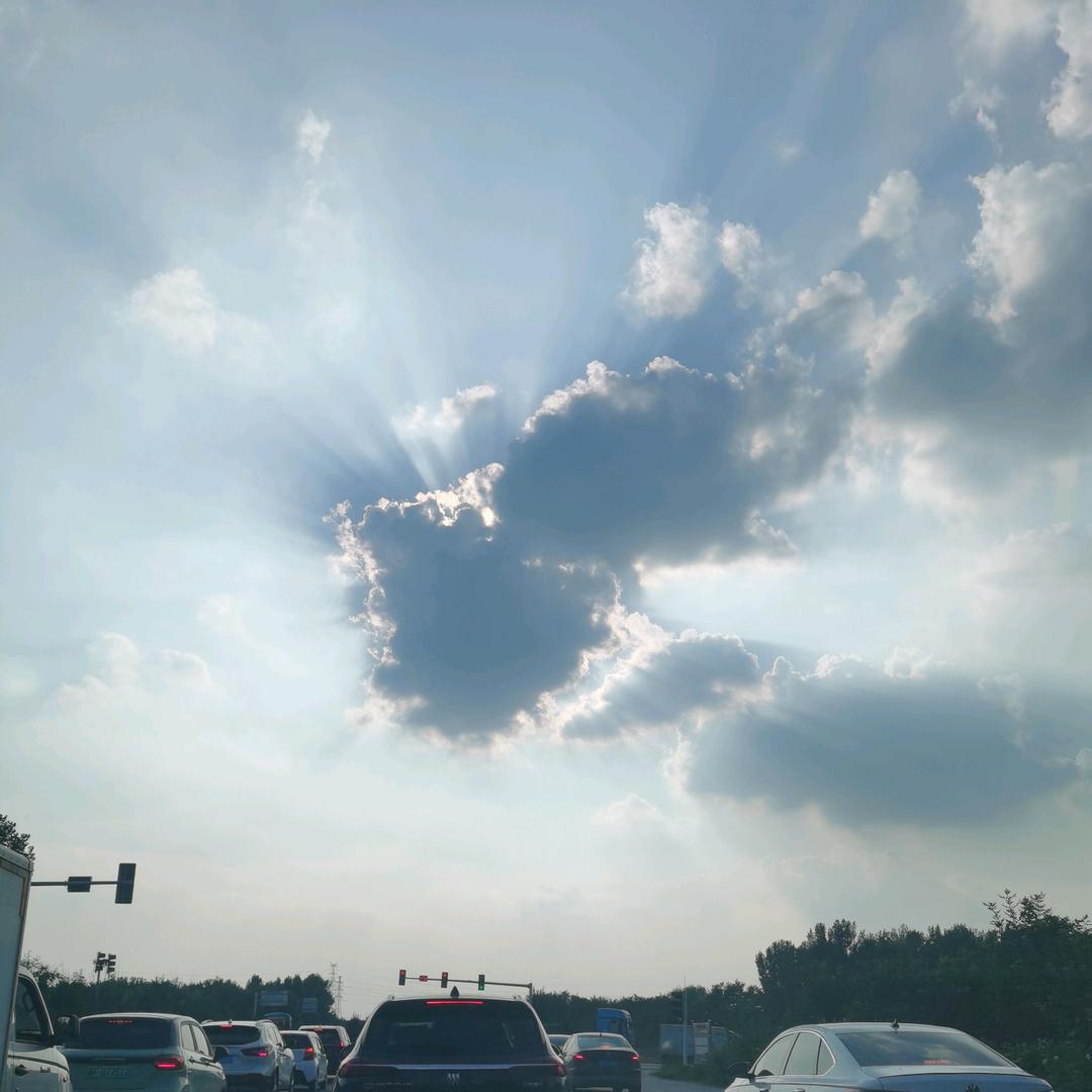 傲然