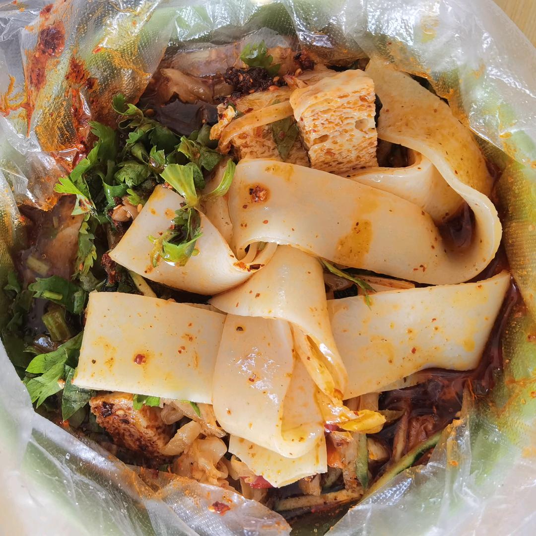 在呼伦贝尔的巴盟人👀