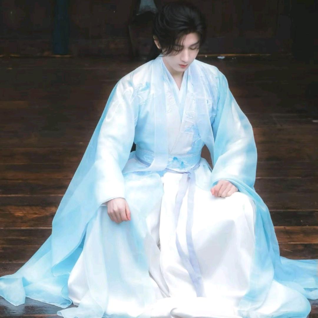 毅毅生辉✨🥝（想睡富贵少爷版）