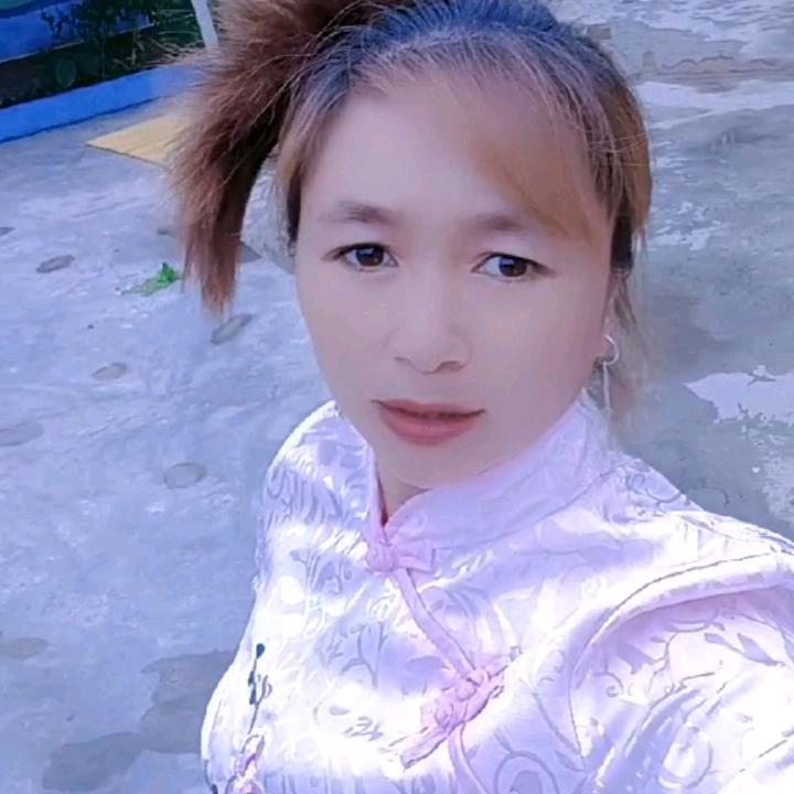 小琼琼