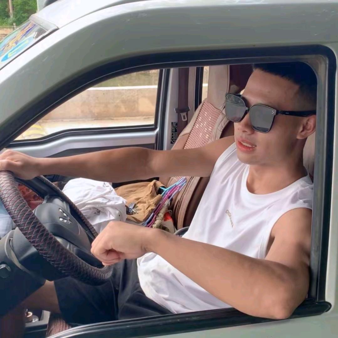 锦亨果業   赵斌