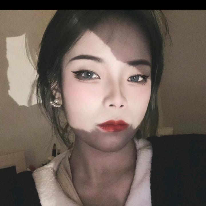 မေႈႁၵ်ႉလုၵ်ႈယူႇတႃႇသေ