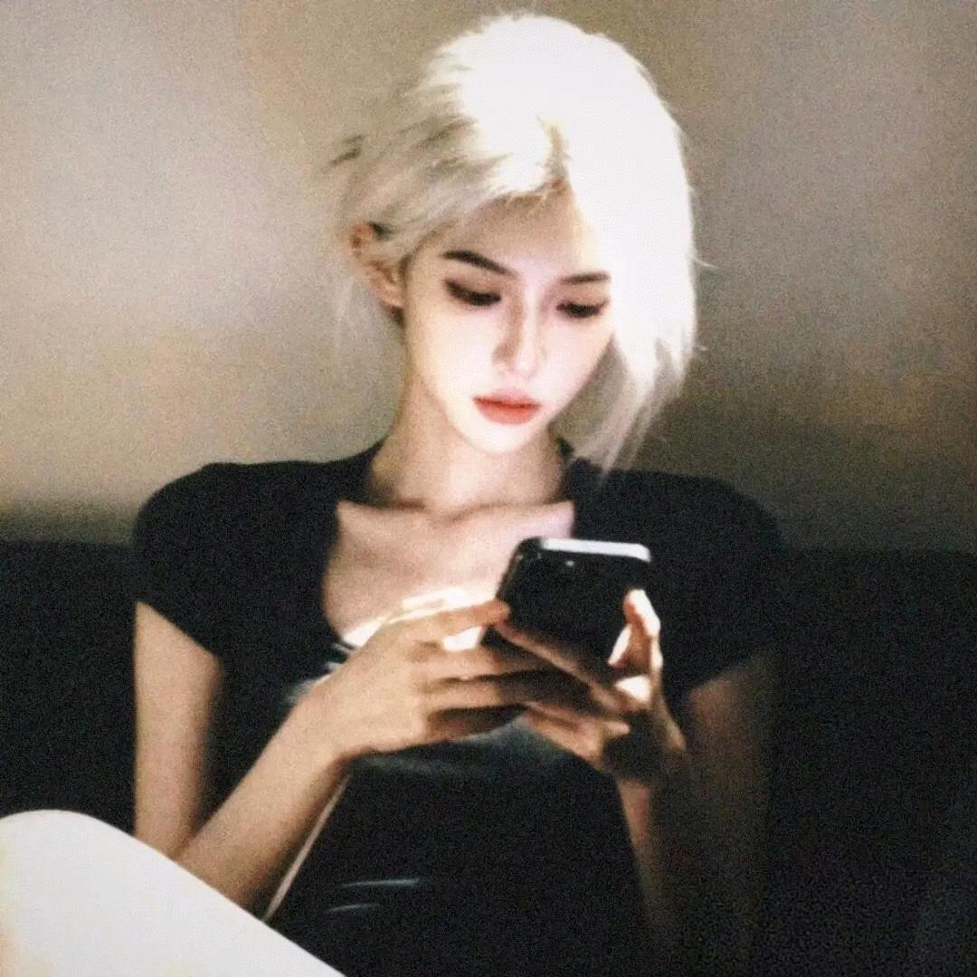 轻舟🐰🧁ᵈʲˢᶜ