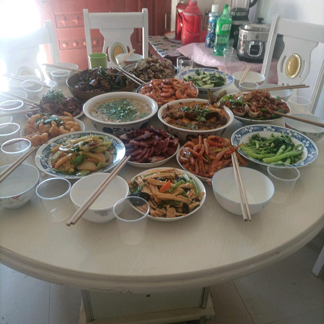 胡建成